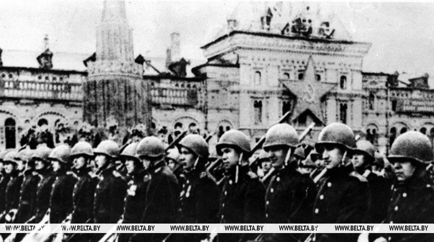 Триумф народа-победителя. 80 лет назад на Красной площади в Москве состоялся масштабный парад