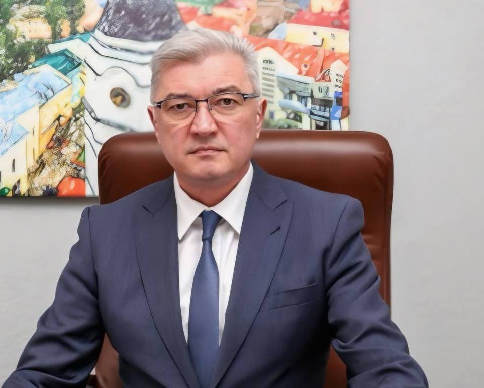Прием граждан и “прямую телефонную линию” проведет в Шклове депутат Палаты представителей Валерий Малашко