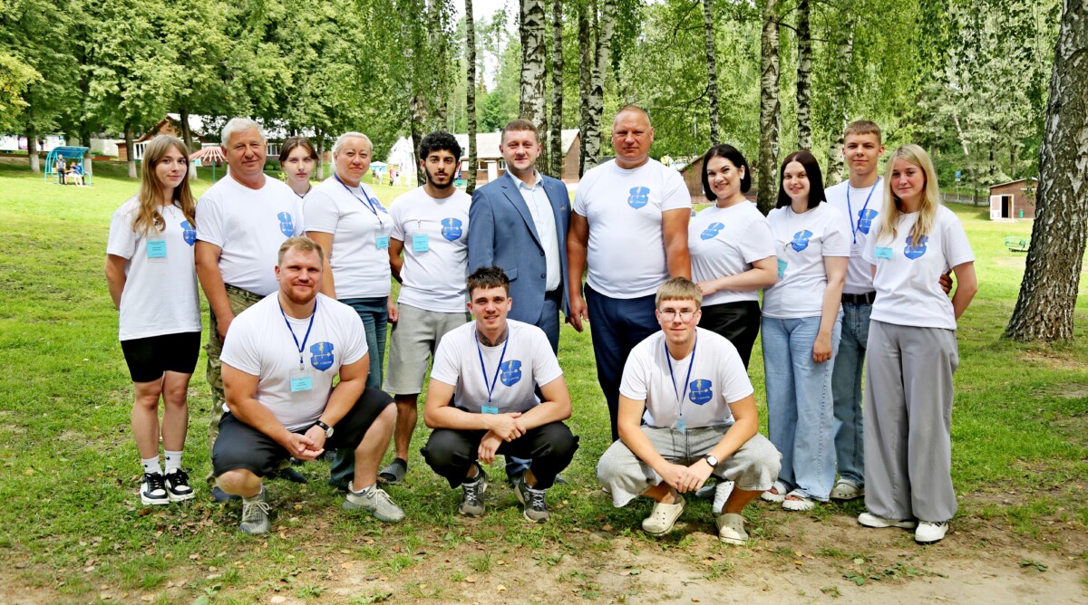 В лагере “Космос” чествовали студенческий отряд