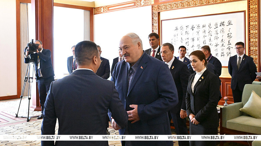 Подробности переговоров и закрытых встреч Александра Лукашенко с бизнес-кругами Китая