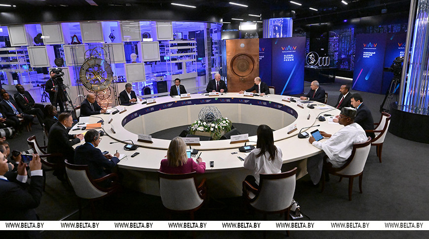 Александр Лукашенко заявил о планах договориться с Путиным о строительстве в Беларуси второй АЭС