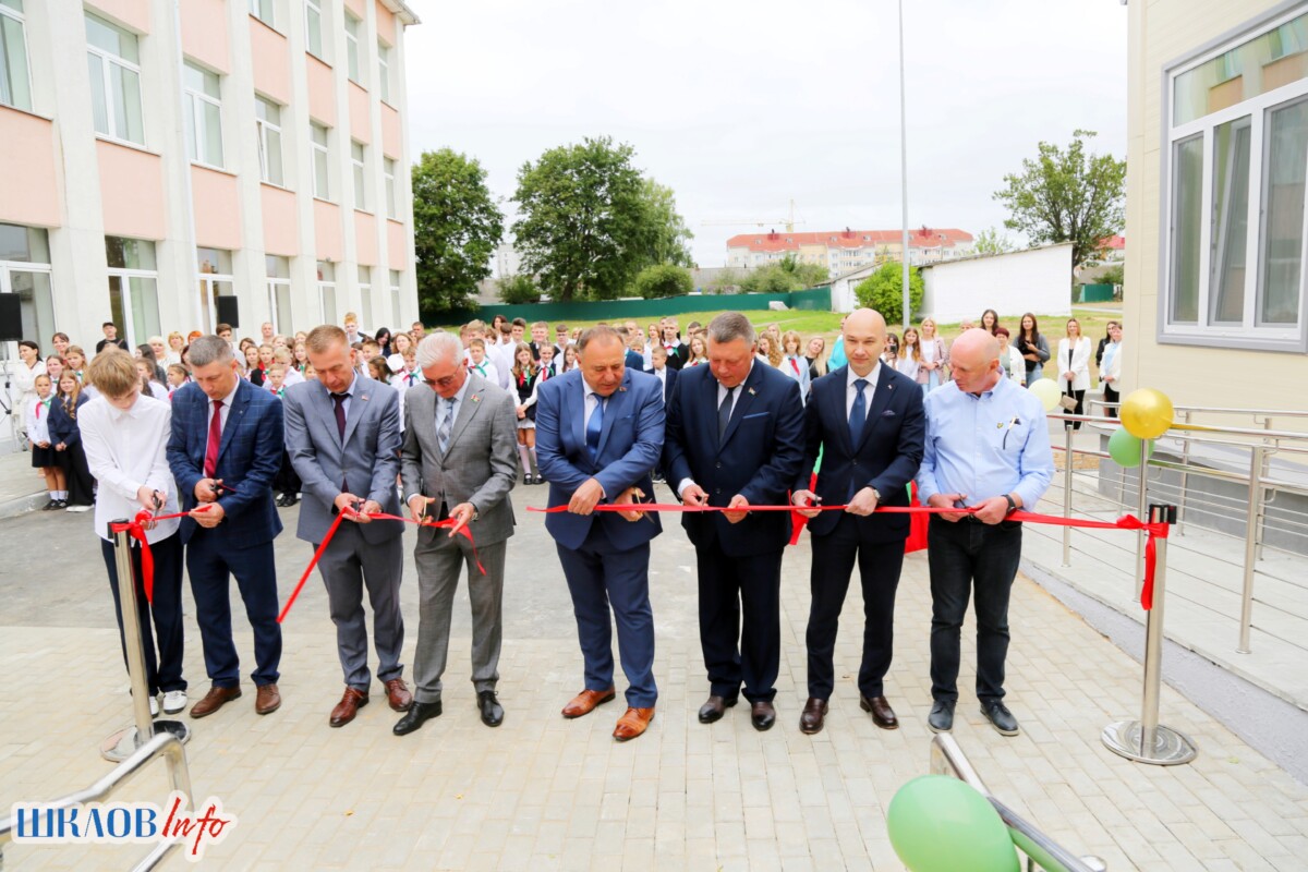 В средней школе №4 г.Шклова открыли обновленную столовую