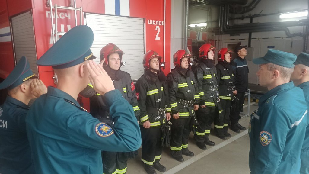 В День народного единства в подразделениях Шкловского РОЧС проведены торжественные мероприятия