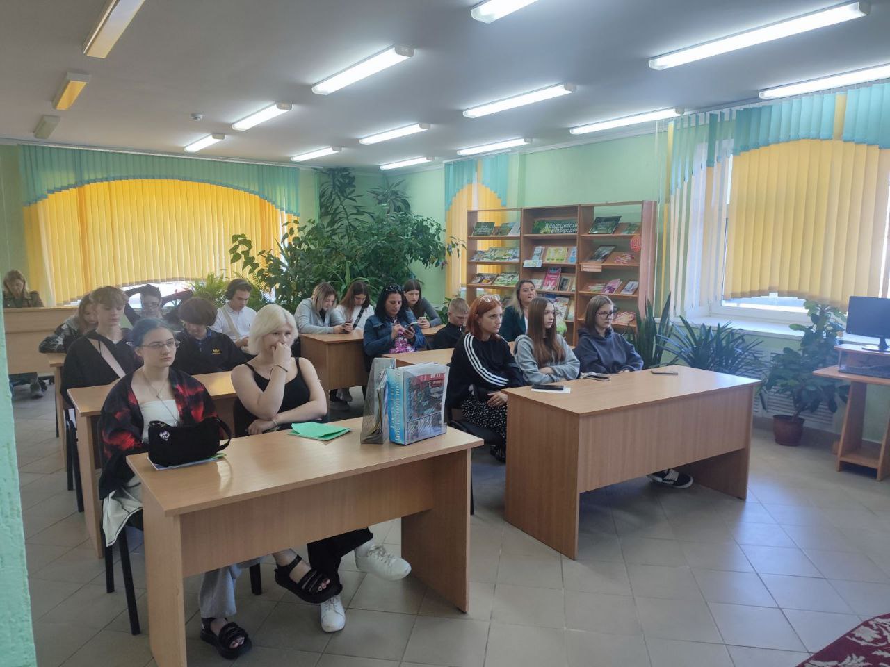 От истоков к современности: учащиеся Шкловского государственного колледжа прикоснулись к истории белорусского слова