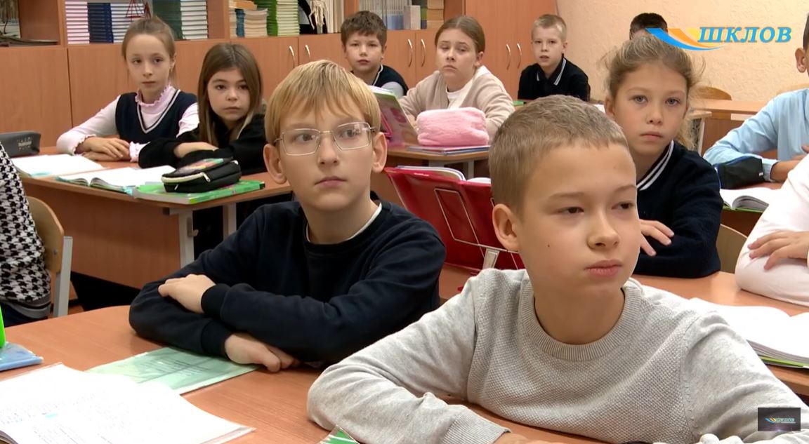 ВИДЕО. Как учащиеся в Шклове проводят день без смартфонов