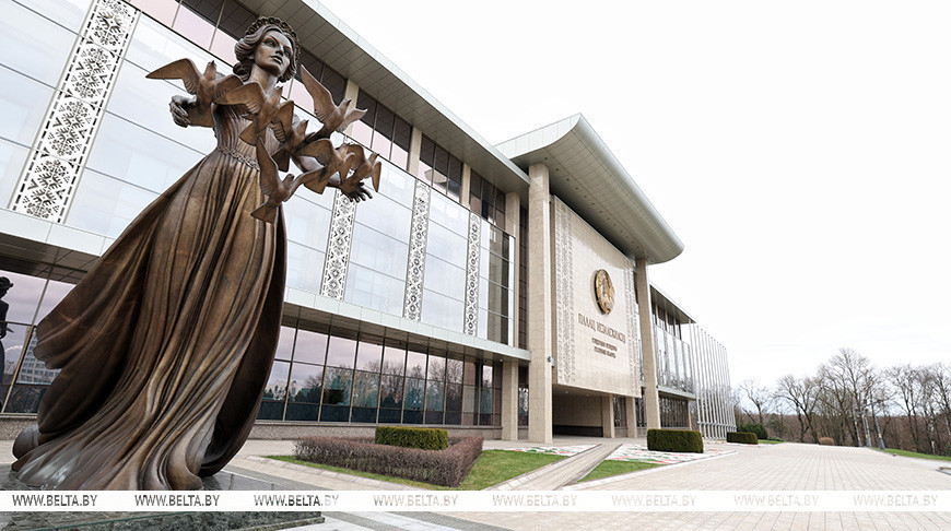 Местная вертикаль, ректоры, глава МТЗ и дипломаты. Александр Лукашенко рассмотрел кадровые вопросы