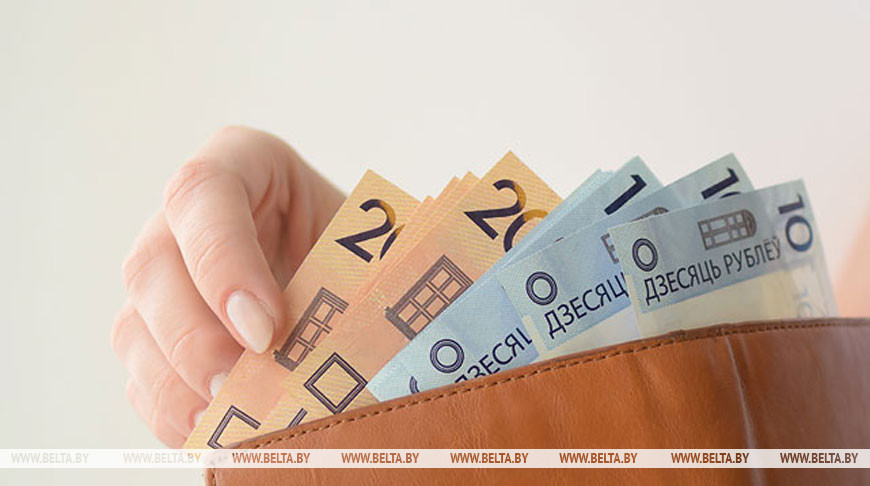 Минимальная зарплата за октябрь повышена до Br752,52