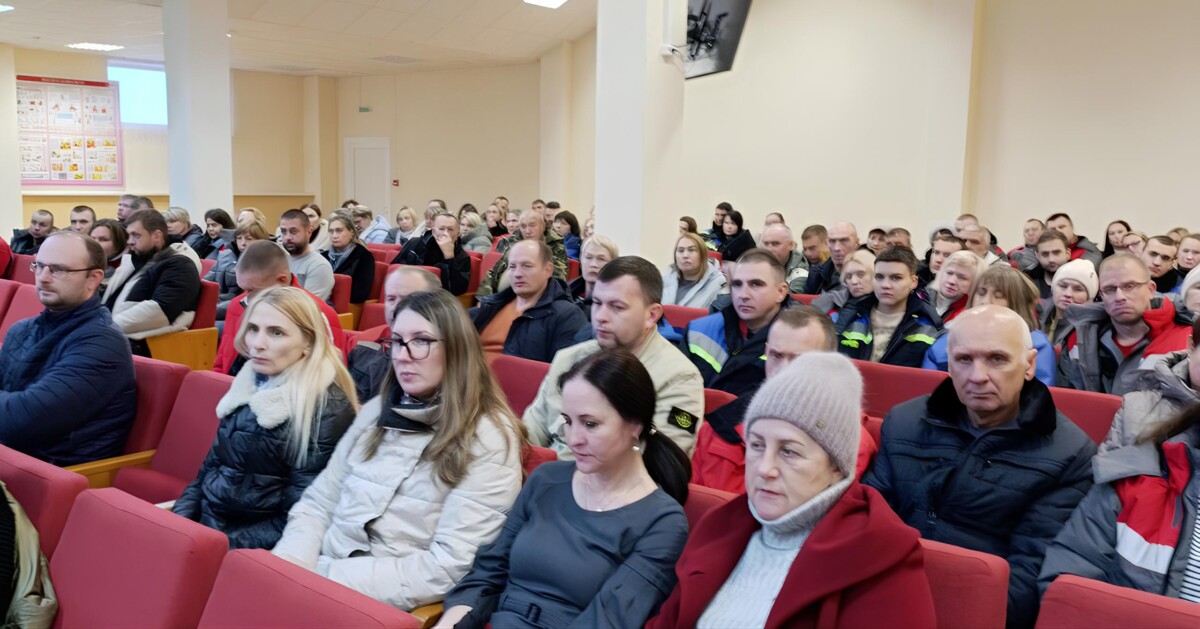 Финансовые итоги и перспективы развития: руководство фабрики „Спартак“ встретилось с коллективом