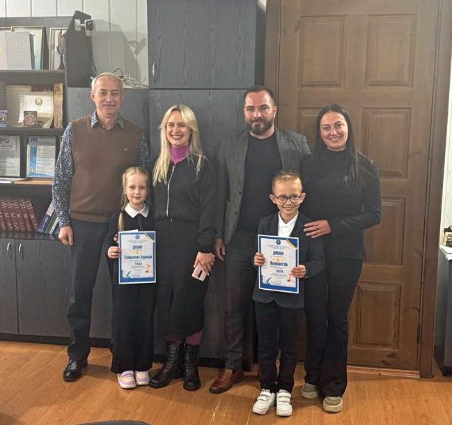 Юные шкловчане победили в конкурсе «Слово доброе о маме и папе»