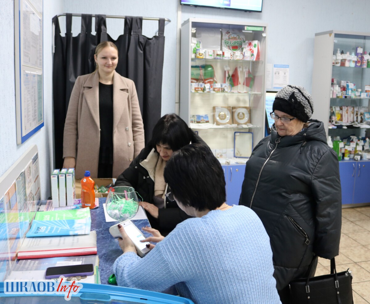 Продолжается подписка на районную газету «Ударны фронт». Сегодня в Шклове прошел День подписчика