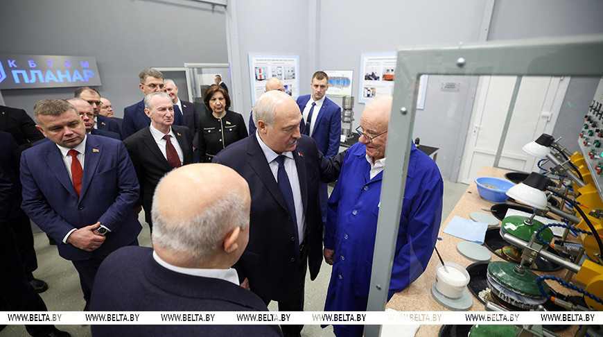 Бежать на полшага впереди. Александр Лукашенко поставил задачу перед белорусской микроэлектронной промышленностью