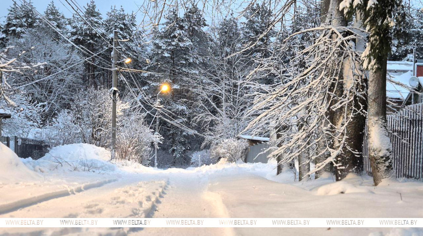 Сильный снег и до -14°С мороза ожидается сегодня в Беларуси