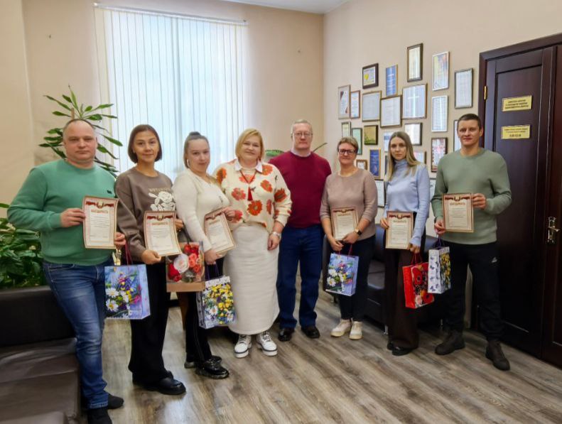 На бумажной фабрике «Спартак» чествовали работников, являющихся образцовыми родителями