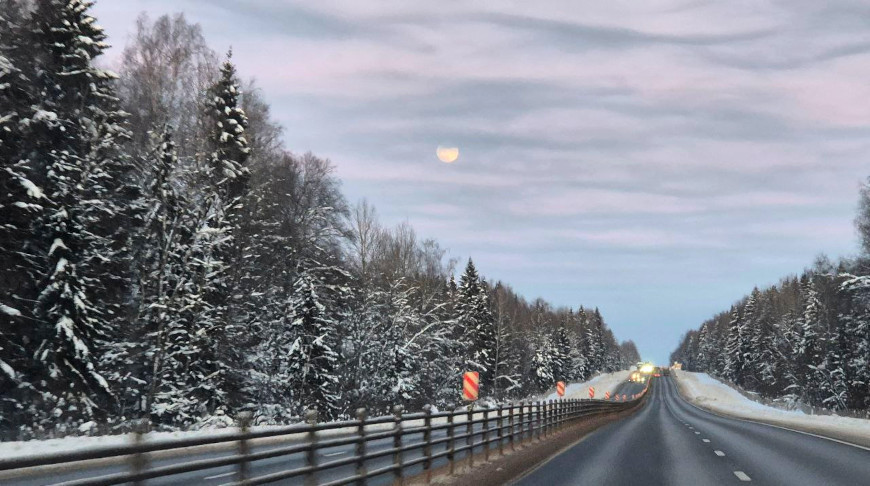 В МЧС напомнили о факторах опасности при гололедице