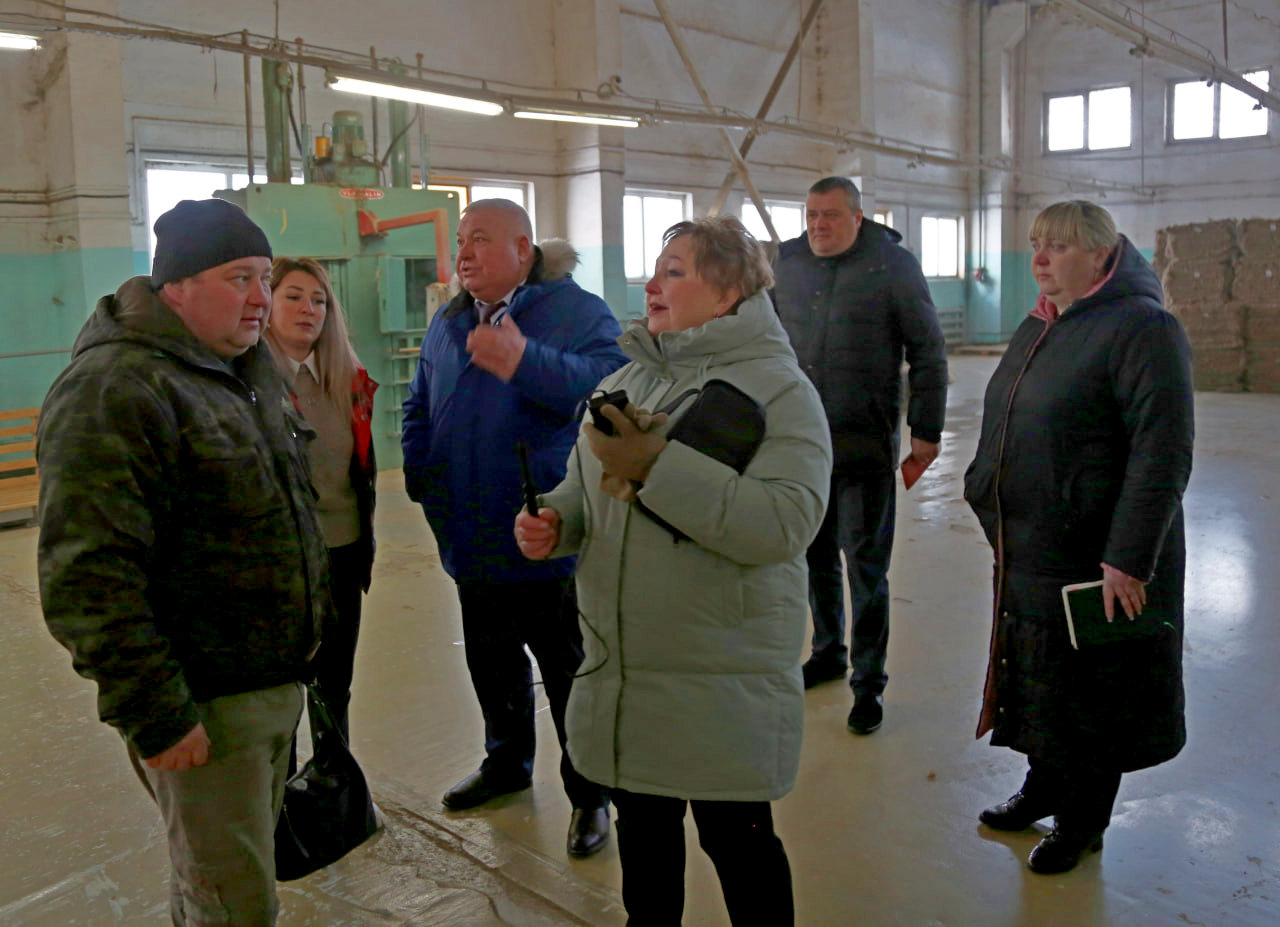 Контроль безопасности труда: мобильная группа проверила Шкловский льнозавод