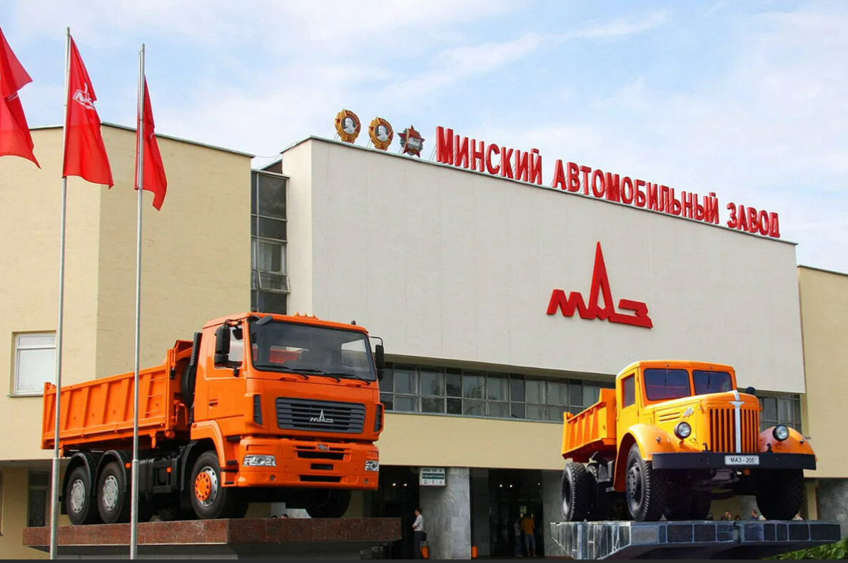 МАЗ поставит в Азербайджан 100 единиц техники