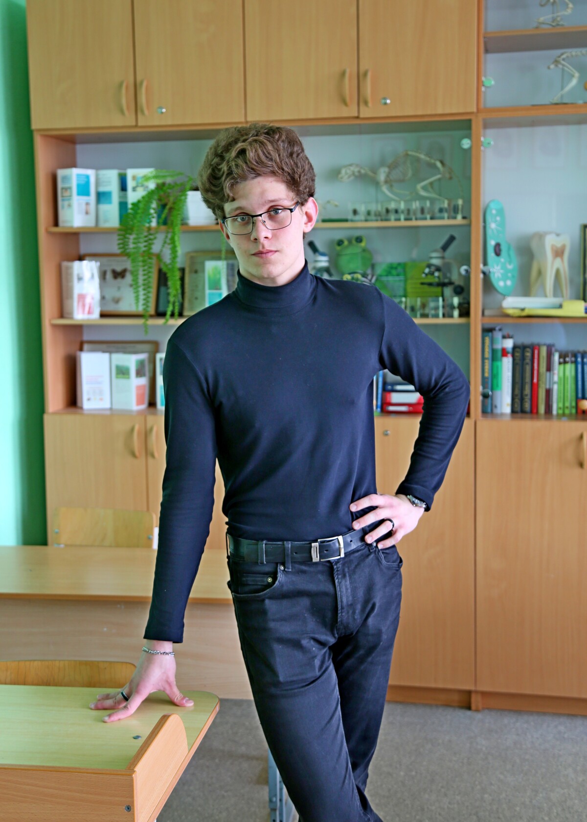 Шкловчанин Ростислав Шкуратов — абсолютный чемпион олимпиады по биологии в республике