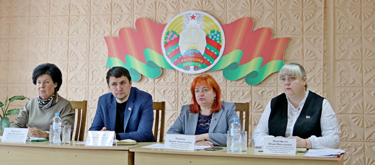 Вопросы дисциплины и охраны труда обсудили в Шкловском УКП «Жилкомхоз»