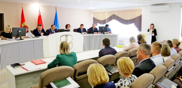 Контроль и ответственность: в райисполкоме обсудили меры борьбы с коррупцией в АПК