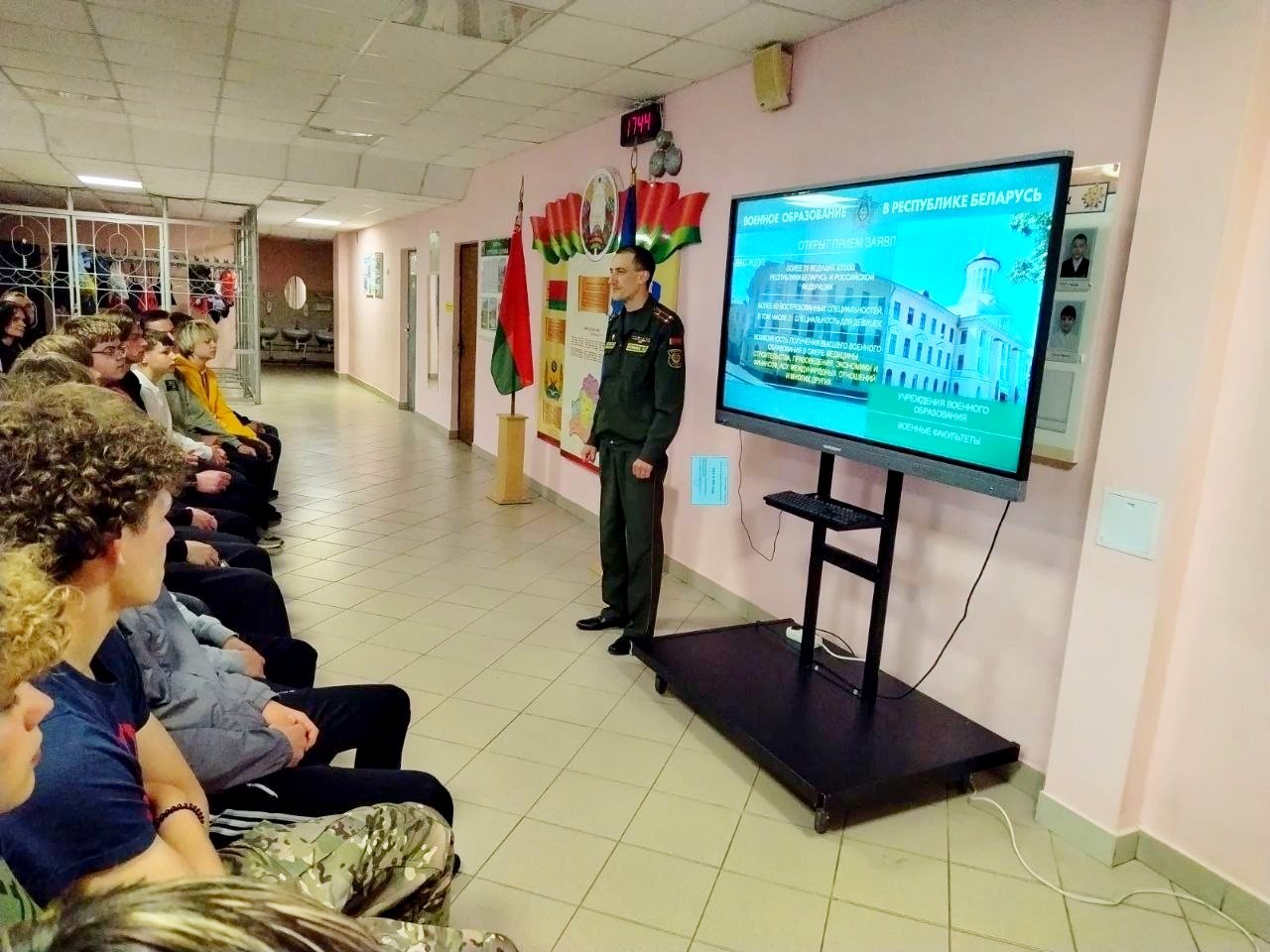 Учебно‑полевые сборы для десятиклассников стартовали в Шкловском районе