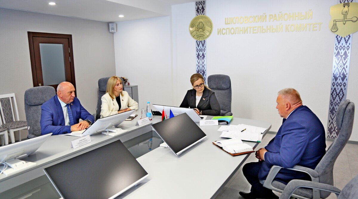 Шклов посетила председатель правления Белкоопсоюза Инесса Короткевич