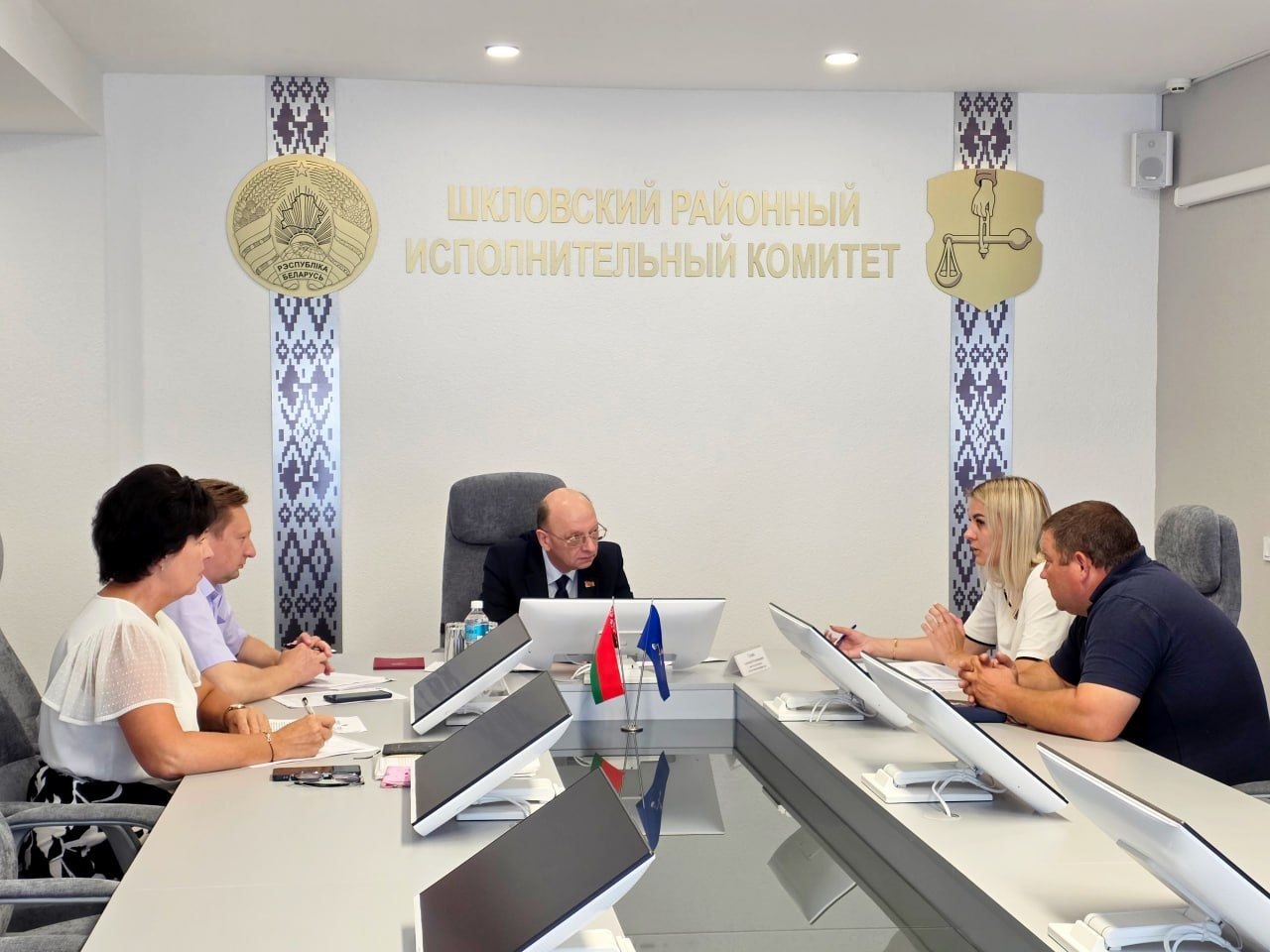 Выездной прием в Шкловском райисполкоме: граждане обратились по вопросам трудового законодательства