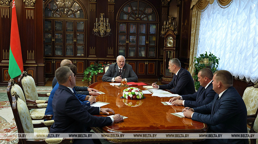 Помощники Президента и председатели районов. Александр Лукашенко рассмотрел кадровые вопросы