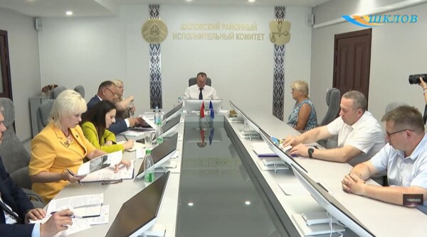 Председатель Могилёвского облисполкома провёл выездной приём граждан в Шклове