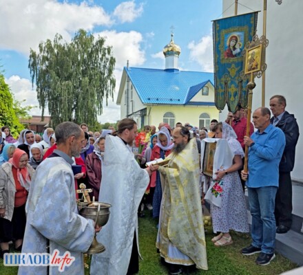 В Спасо-Преображенском храме г.Шклова в праздник Преображения Господня состоялся крестный ход