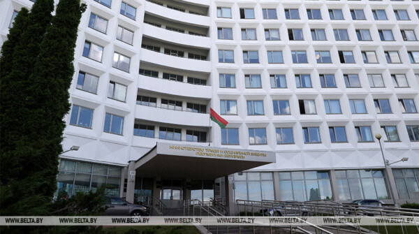 Когда и куда обращаться за назначением семейного капитала, напомнили в Минтруда