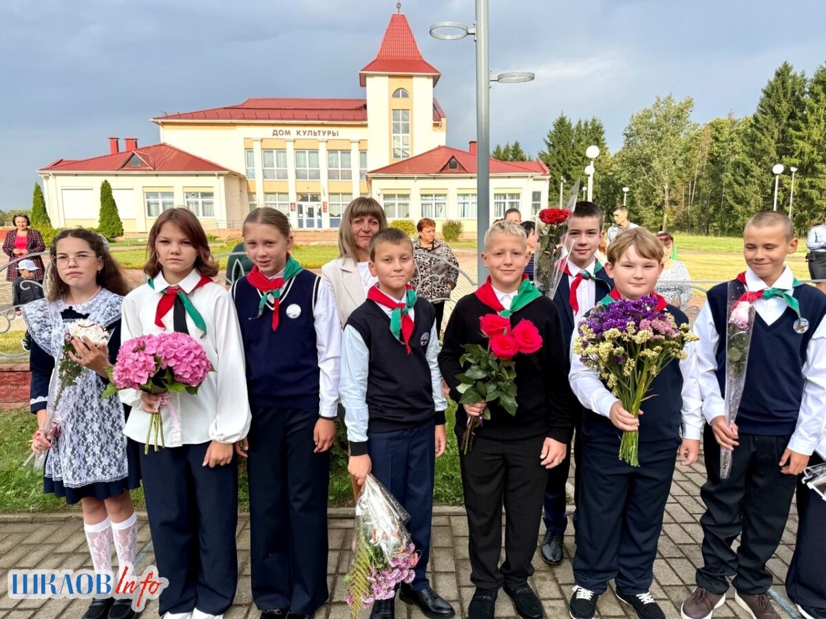 День знаний в школах Шкловского района