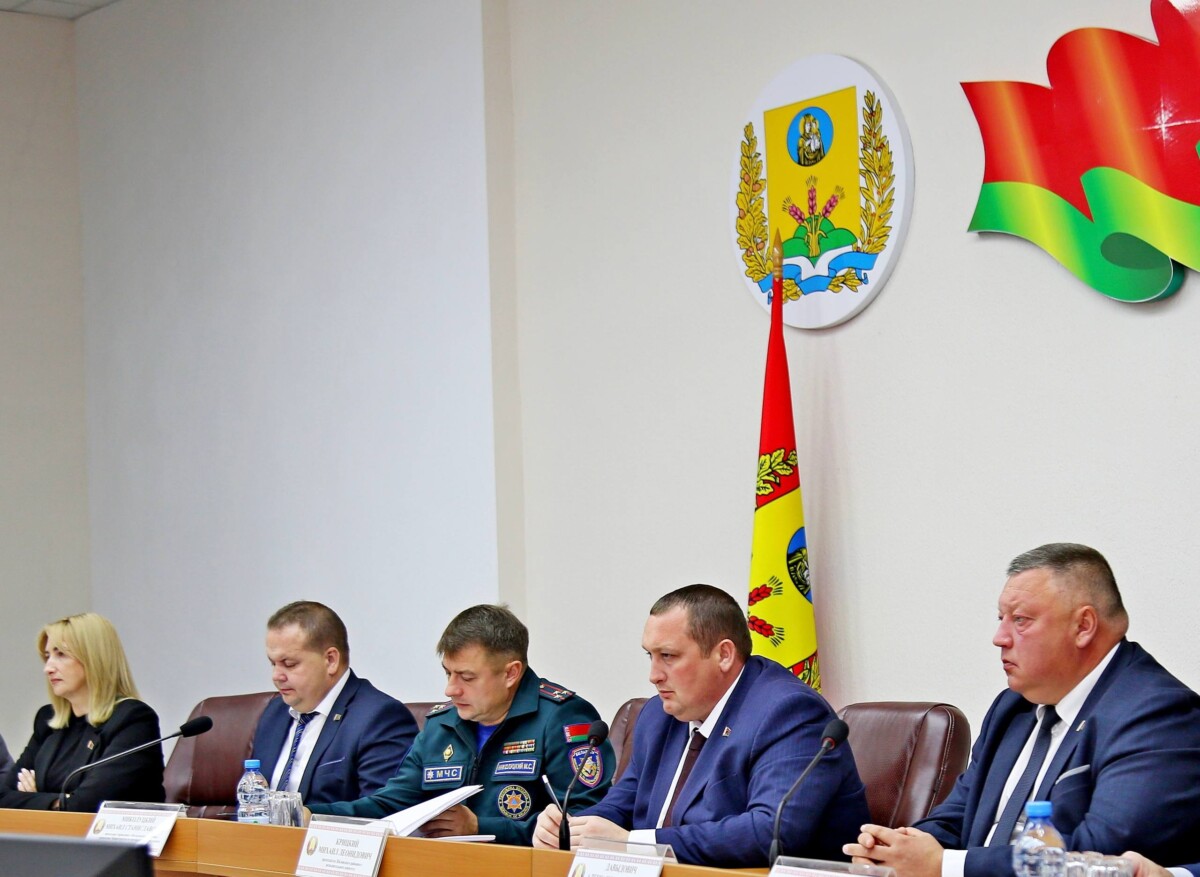 В Шклове состоялось заседание райисполкома
